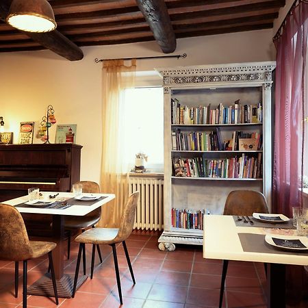 B&B Il Bed And Bookfast Mercatello  Esterno foto