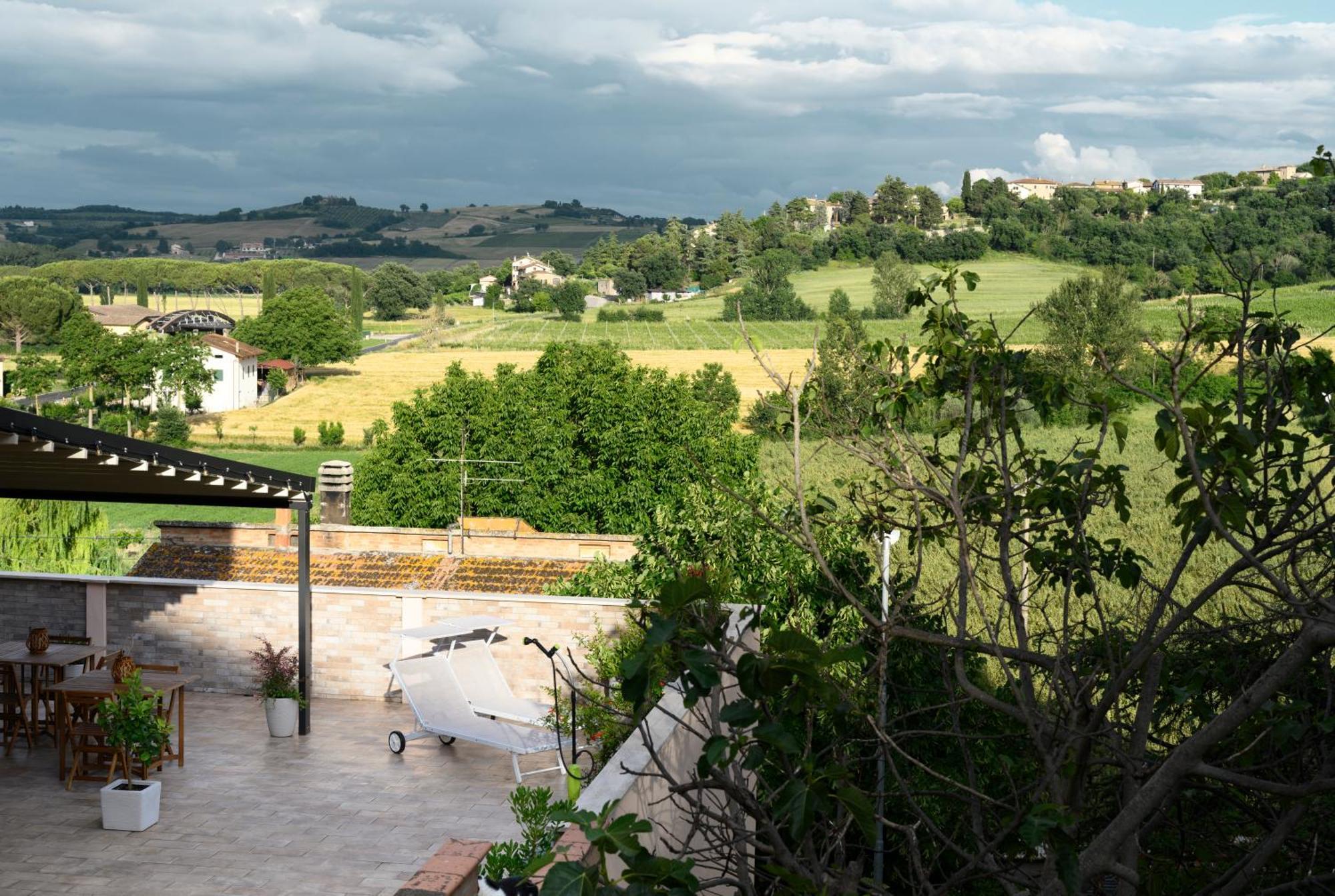 B&B Il Bed And Bookfast Mercatello  Esterno foto